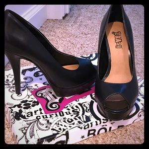 Beautiful black peep toe heels